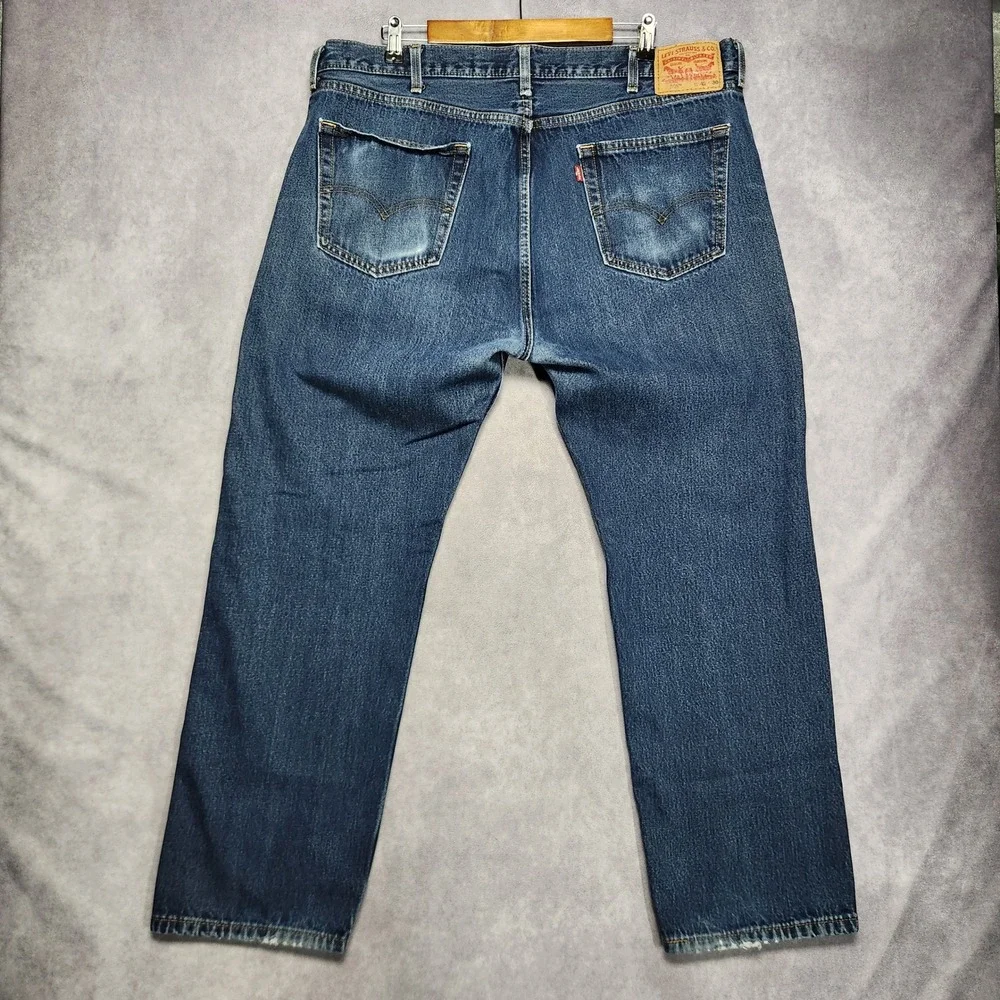 Levis 505 Regular Fit Jeans Mens 42x30 Medium Wash Blue Straight Leg‎ Pants